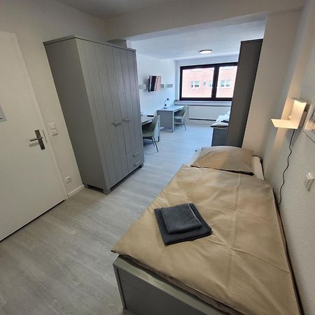 Guesthouse Wi Rooms 于利希 外观 照片