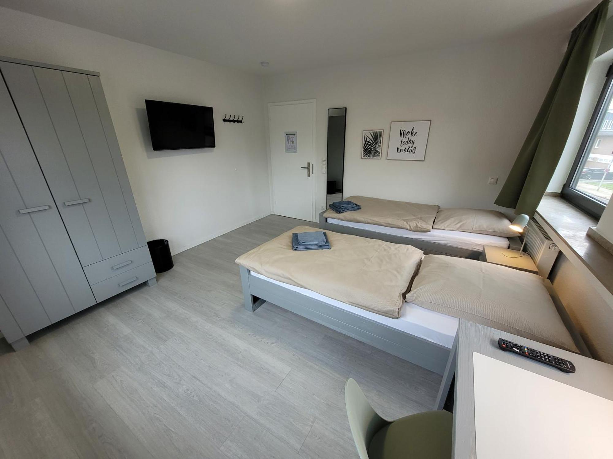 Guesthouse Wi Rooms 于利希 外观 照片