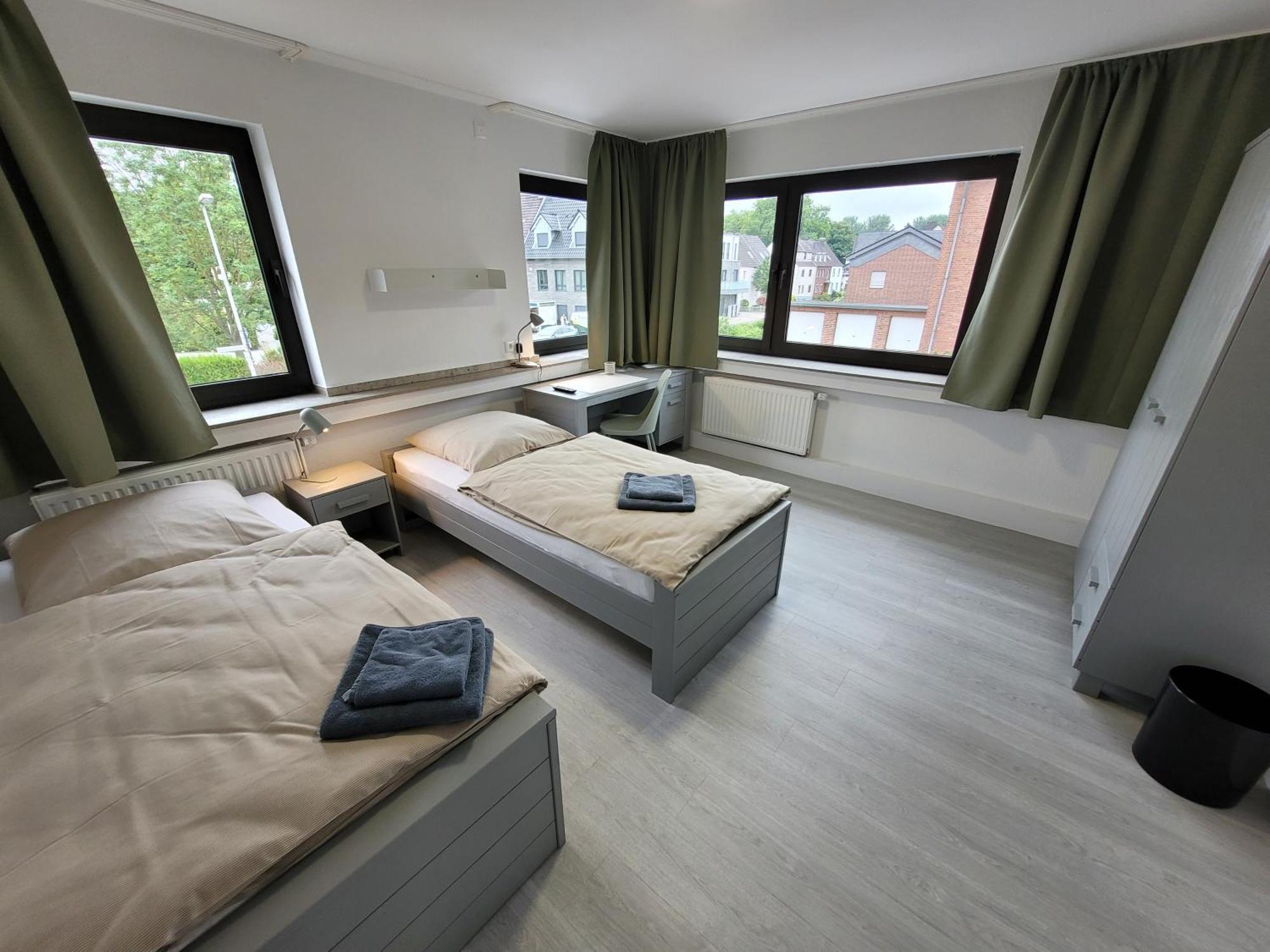 Guesthouse Wi Rooms 于利希 外观 照片